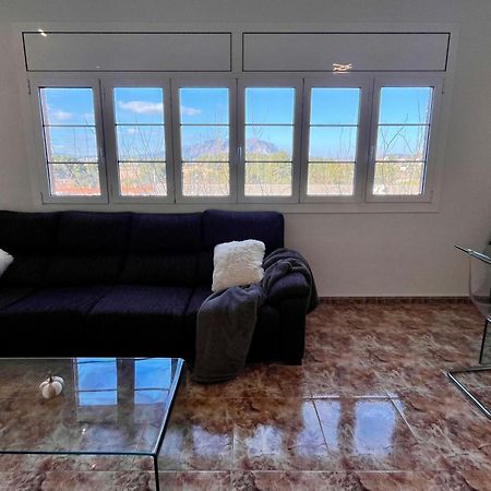 Amplio Apartamento, 5 Camas Sant Esteve Sesrovires Kültér fotó