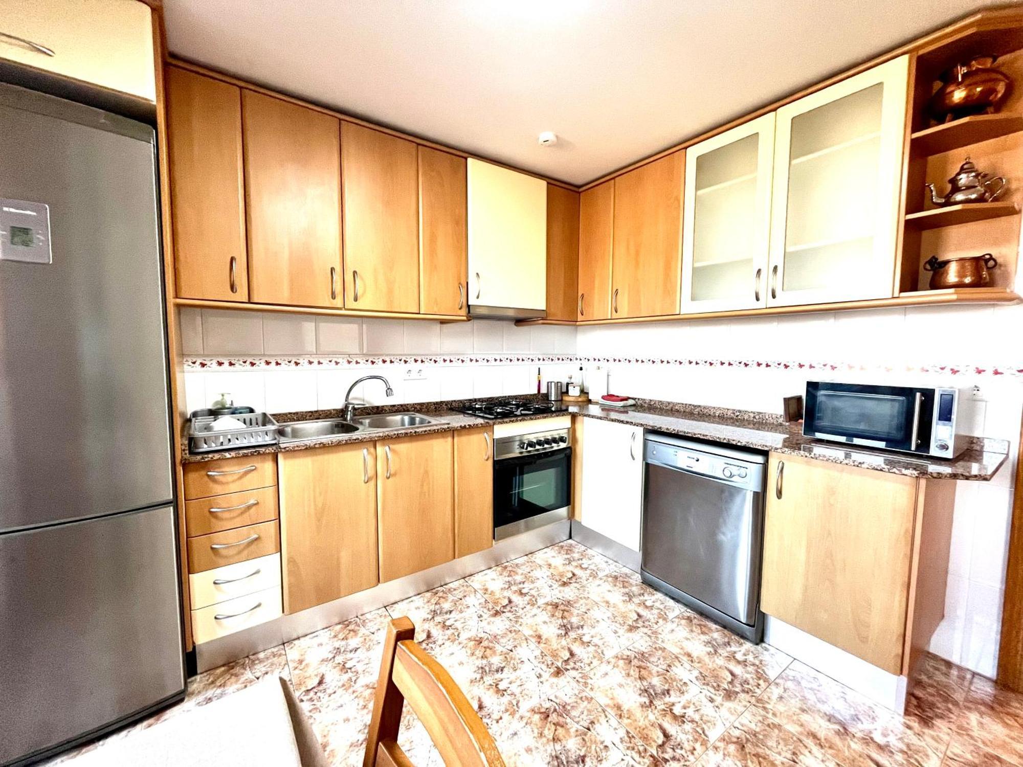 Amplio Apartamento, 5 Camas Sant Esteve Sesrovires Kültér fotó